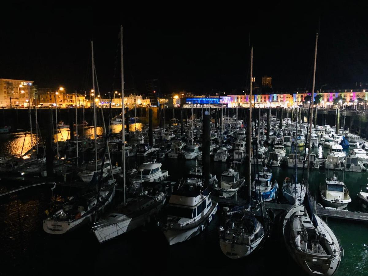 Chene Perce Au Rdc 51 M2 * Dieppe